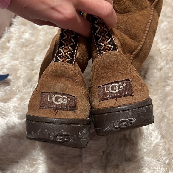 UGG good condition size 6 chestnut boots tall - Picture 5 of 5